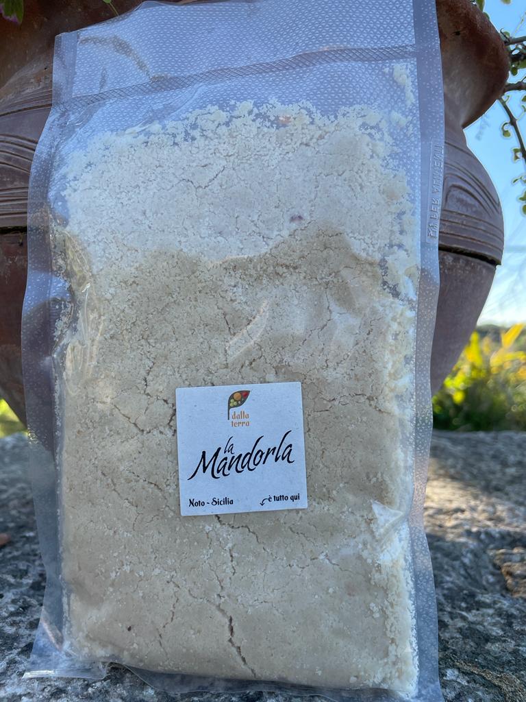 Farina di Mandorla di Noto Pelata - 250 gr